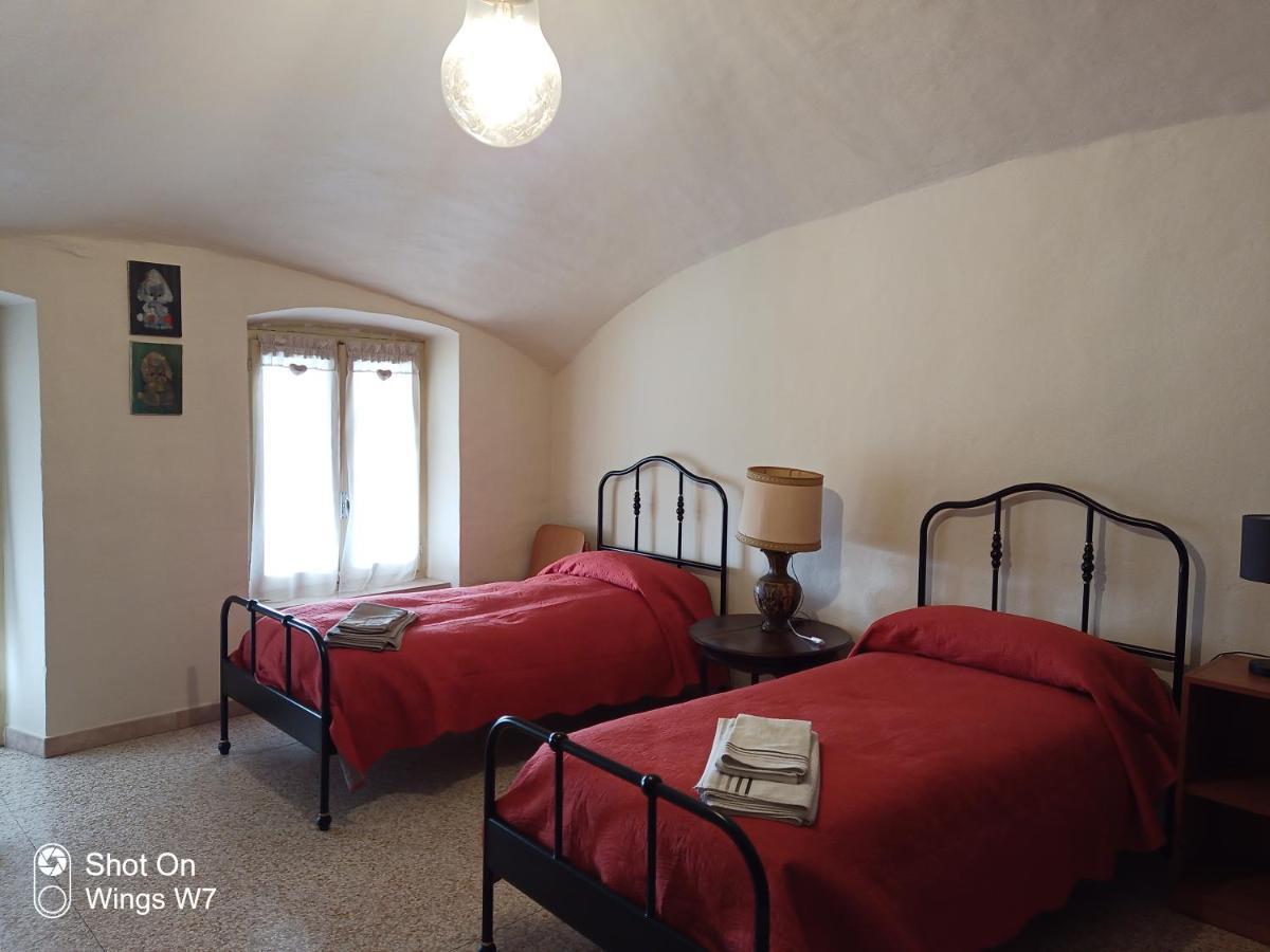 Bed and Breakfast Beb Infamiglia Cascinette Exteriér fotografie