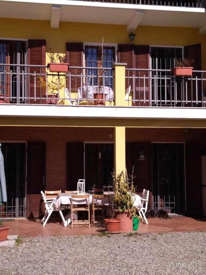 Bed and Breakfast Beb Infamiglia Cascinette Exteriér fotografie