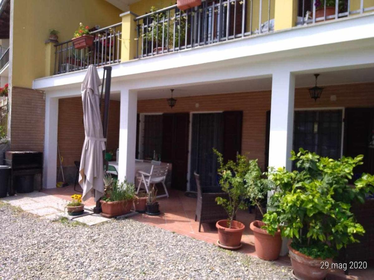 Bed and Breakfast Beb Infamiglia Cascinette Exteriér fotografie